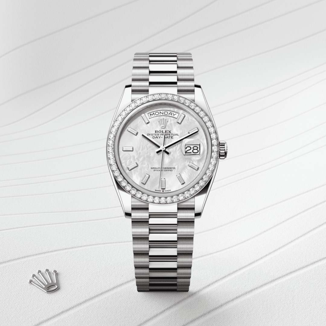 Rolex Day-Date 36 Oyster, 36 mm, beyaz altın ve pırlanta M128349RBR-0049