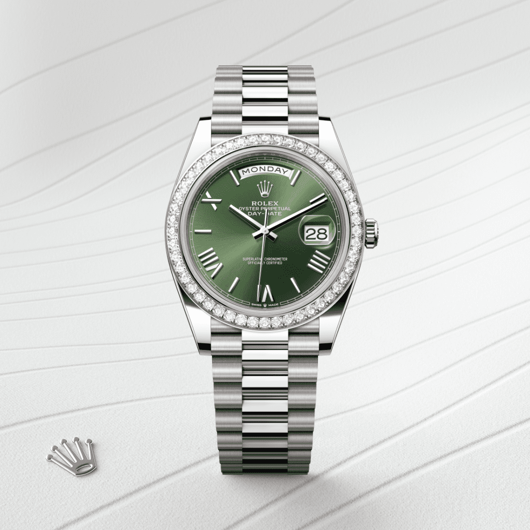 Rolex Day-Date 40 Oyster, 40 mm, beyaz altın ve pırlanta M228349RBR-0030