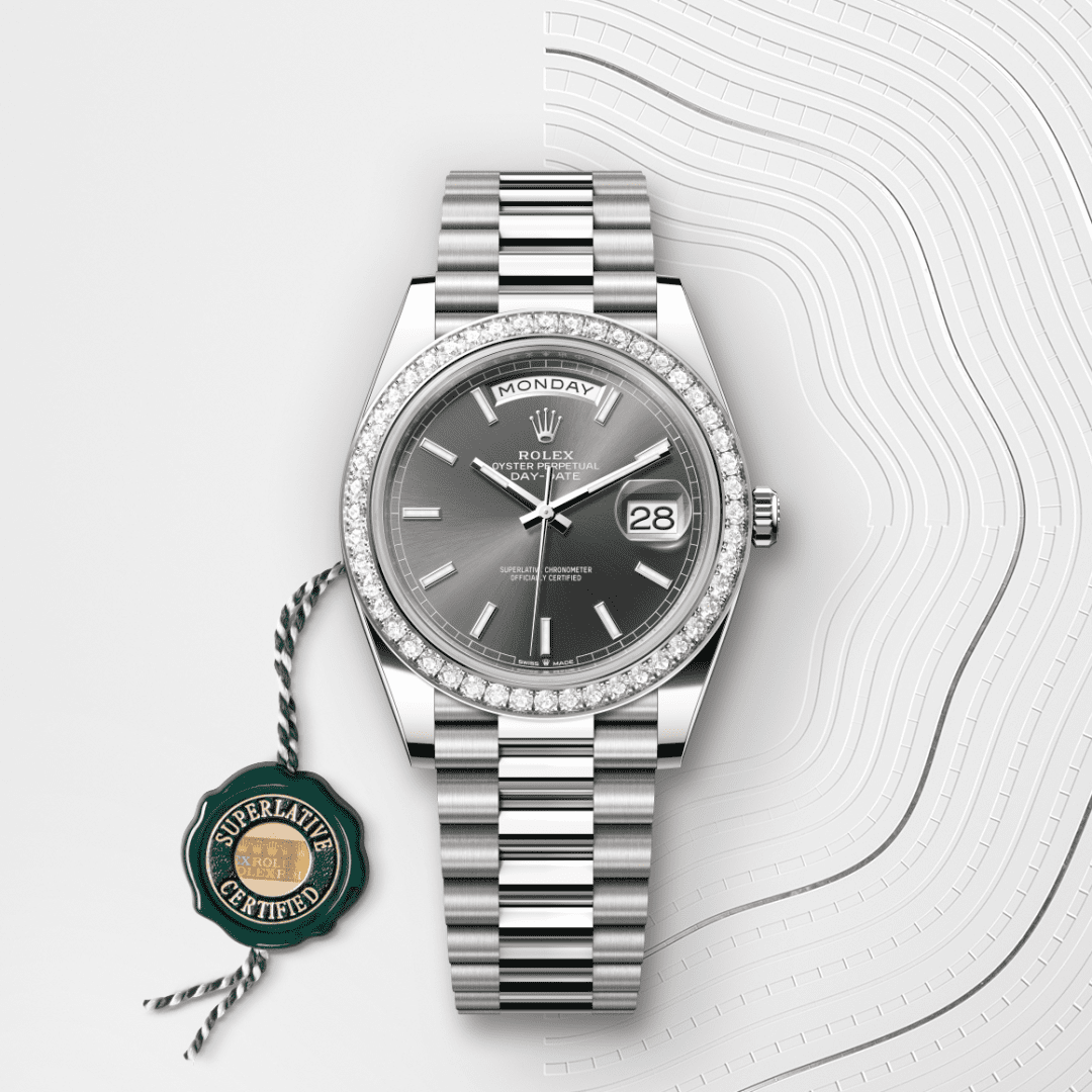 Rolex Day-Date 40 Oyster, 40 mm, beyaz altın ve pırlanta M228349RBR-0041