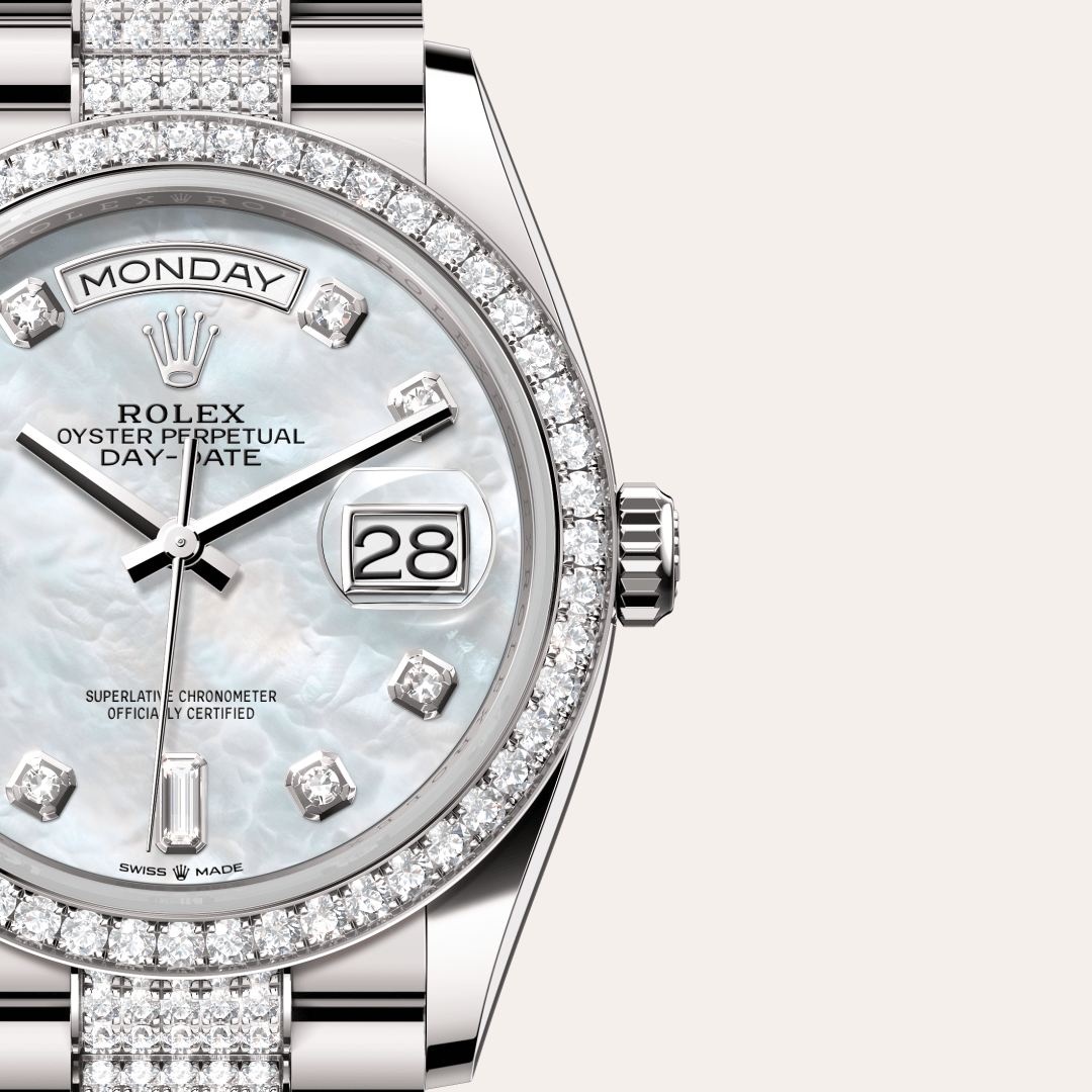 Rolex Day-Date 36 Oyster, 36 mm, beyaz altın ve pırlanta M128349RBR-0014