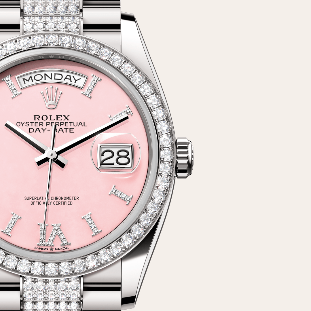 Rolex Day-Date 36 Oyster, 36 mm, beyaz altın ve pırlanta M128349RBR-0017