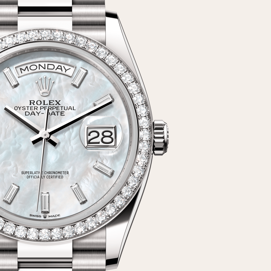 Rolex Day-Date 36 Oyster, 36 mm, beyaz altın ve pırlanta M128349RBR-0049