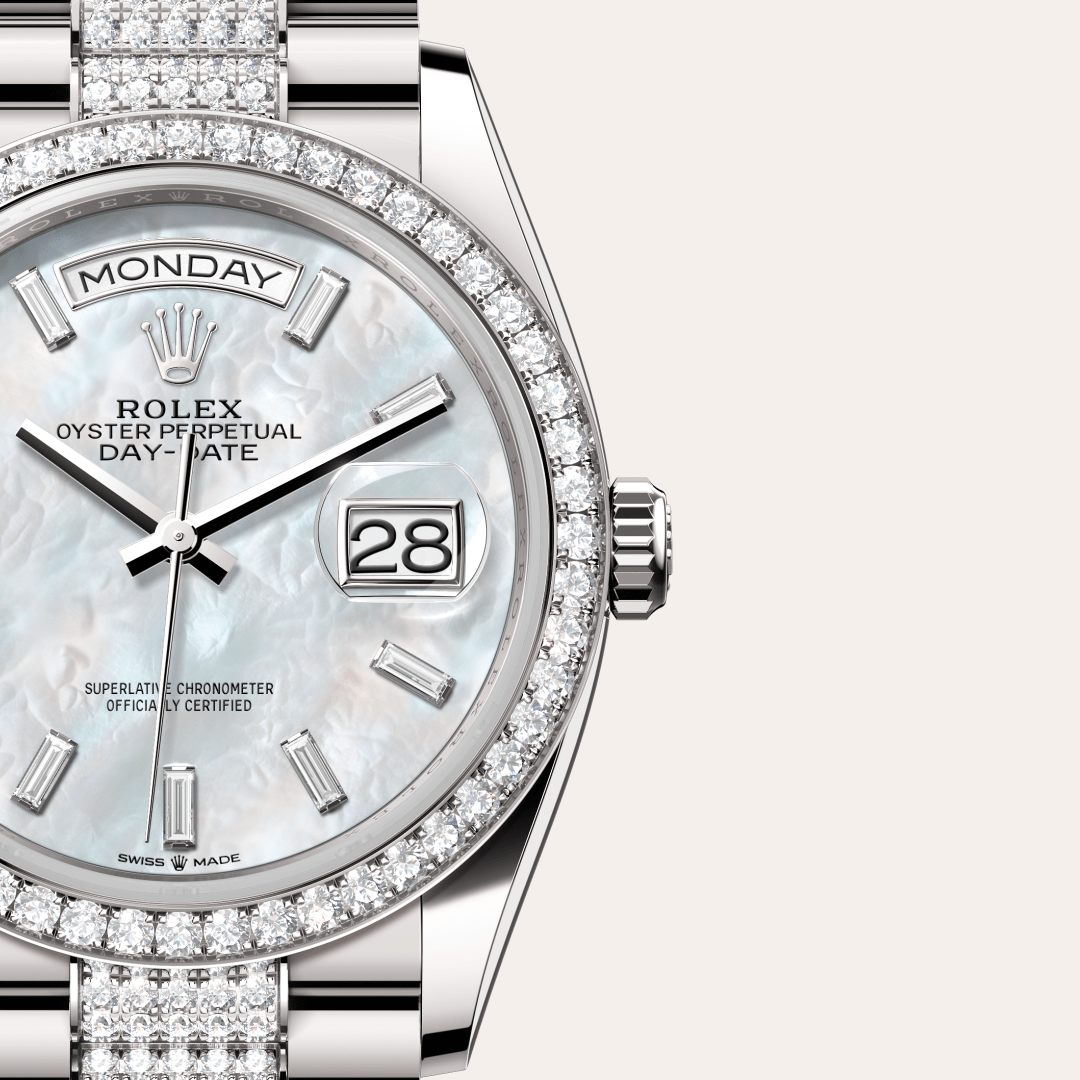 Rolex Day-Date 36 Oyster, 36 mm, beyaz altın ve pırlanta M128349RBR-0050