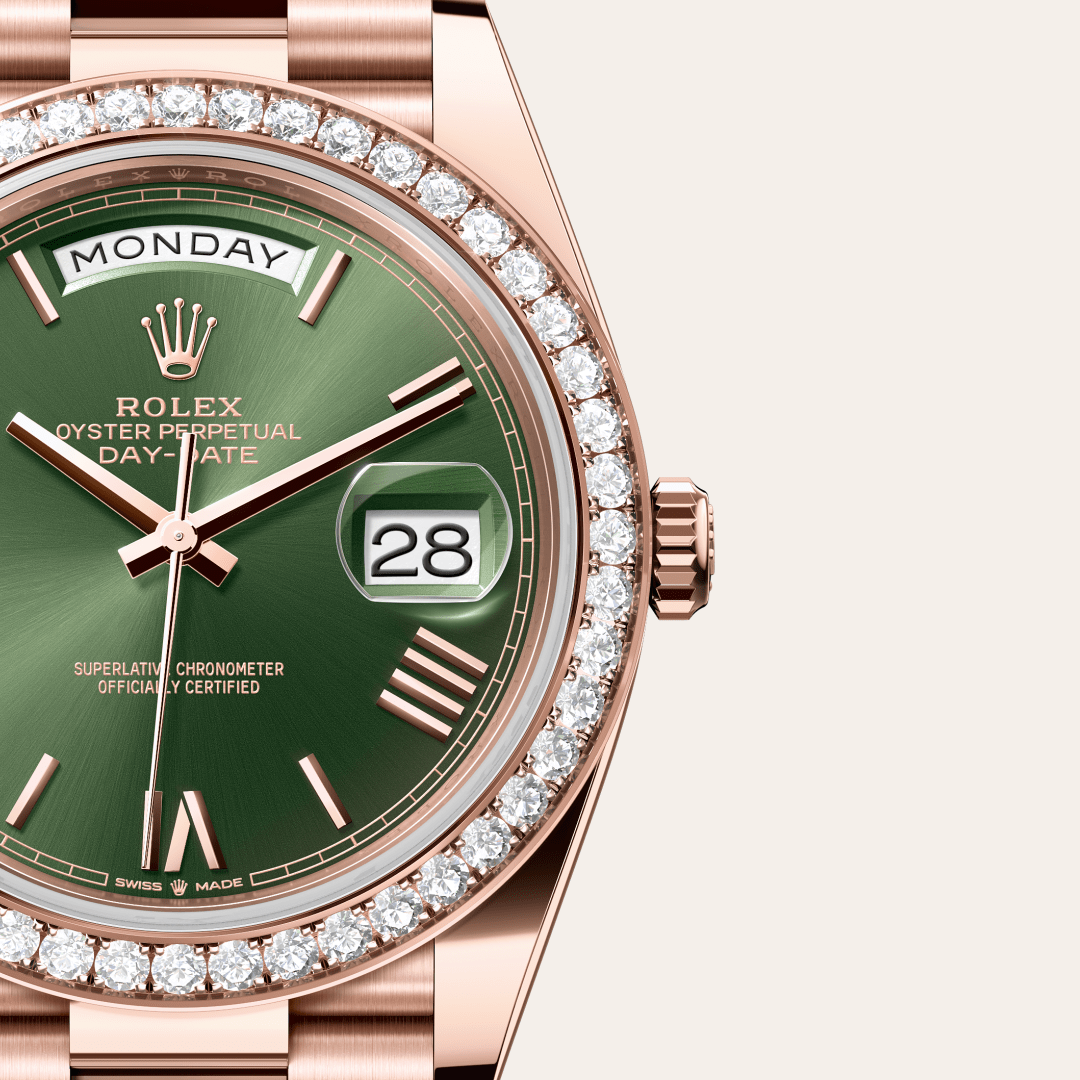 Rolex Day-Date 40 Oyster, 40 mm, Everose altın ve pırlanta M228345RBR-0011