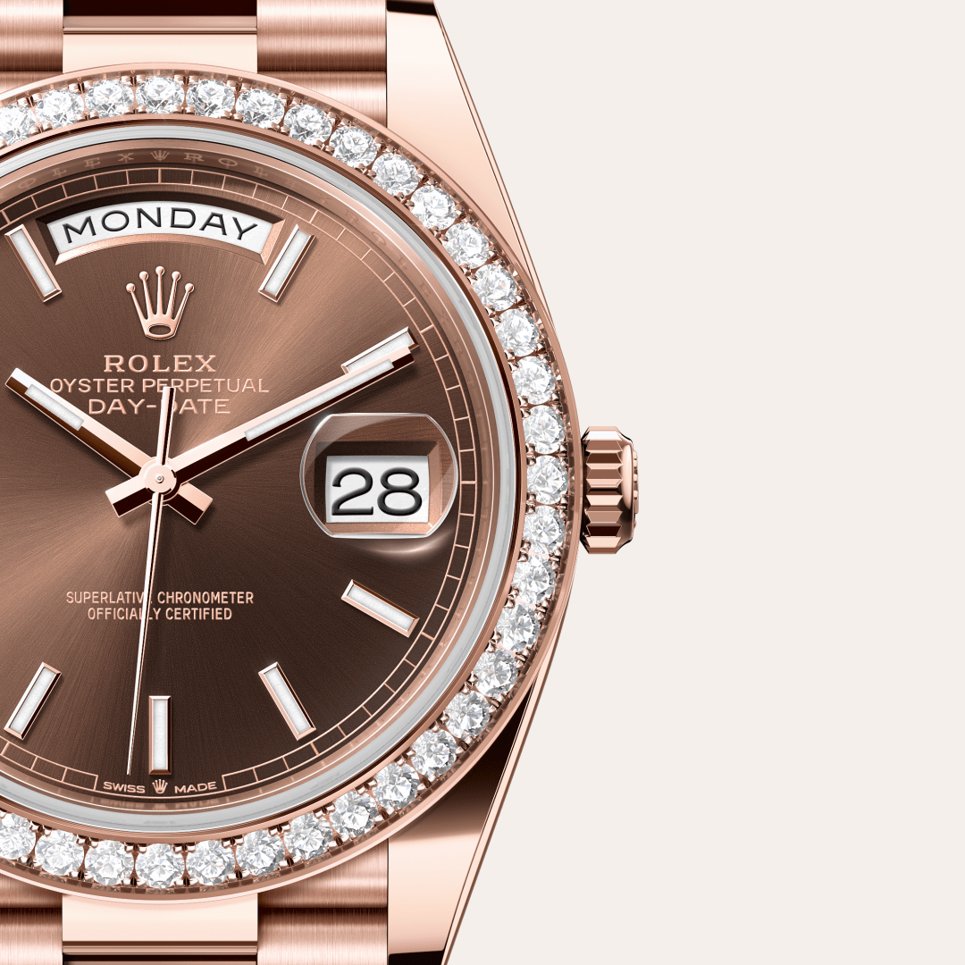 Rolex Day-Date 40 Oyster, 40 mm, Everose altın ve pırlanta M228345RBR-0024