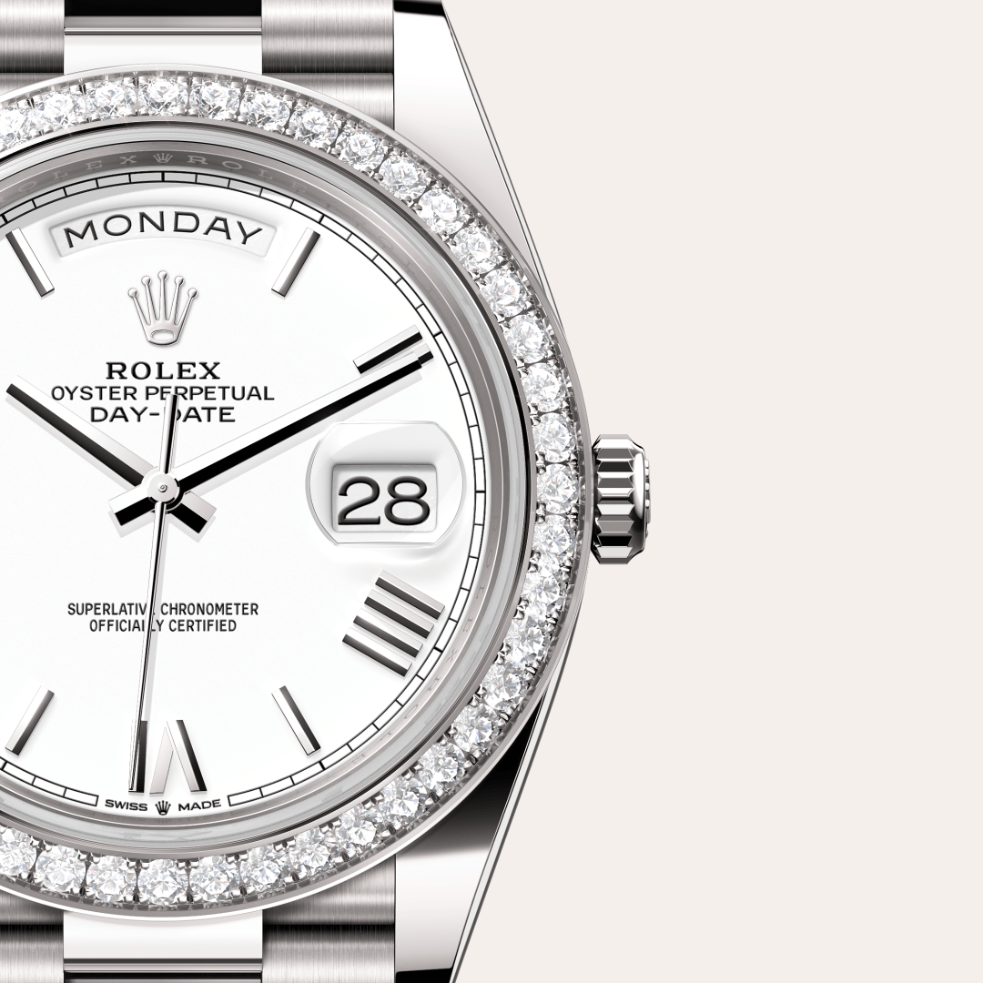 Rolex Day-Date 40 Oyster, 40 mm, beyaz altın ve pırlanta M228349RBR-0039
