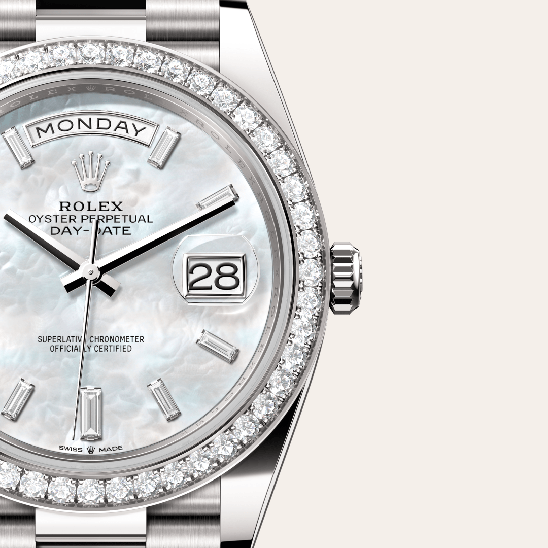 Rolex Day-Date 40 Oyster, 40 mm, beyaz altın ve pırlanta M228349RBR-0046